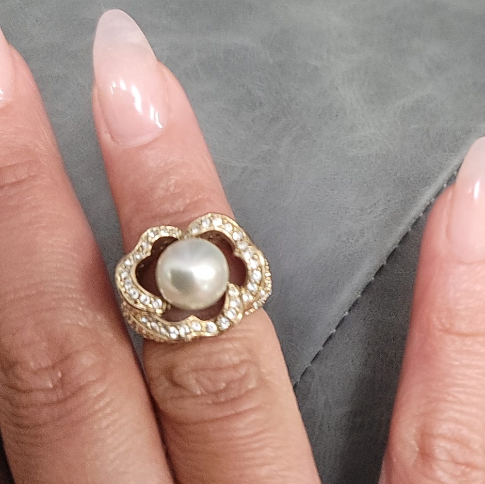 Gold Plated Ring - image 5